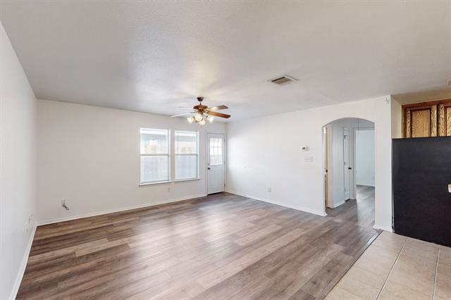 Photo - 1118 Mulkey Ln