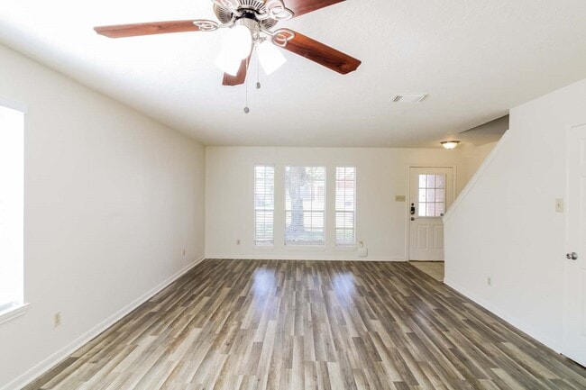 Photo - 4409 Spoonbill Dr