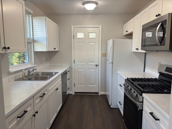 Photo - 1090 Wilkins Dr