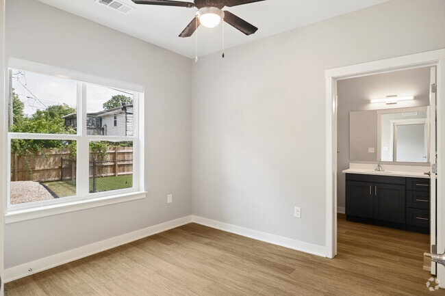 3BR, 2BA - 1,167SF - Primary Bedroom