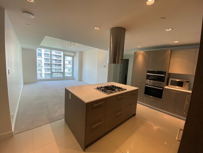 6633 Pearson Wy Unit 503