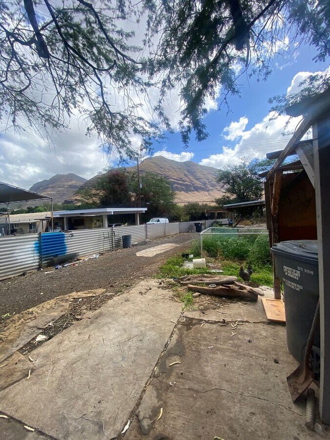 Single Family 3 Bedroom/1 bath Rental For Rent in Waianae, HI
