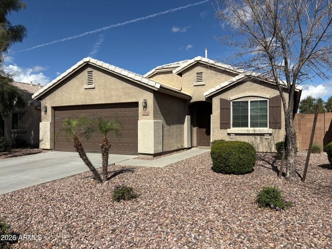 Building Photo - 2190 E Hazeltine Way