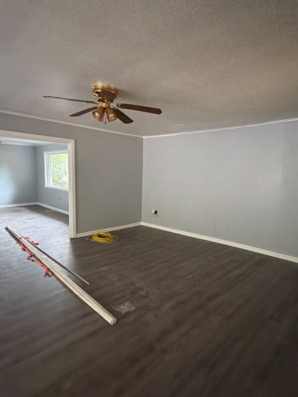 Photo - 415 Sylvan Trail