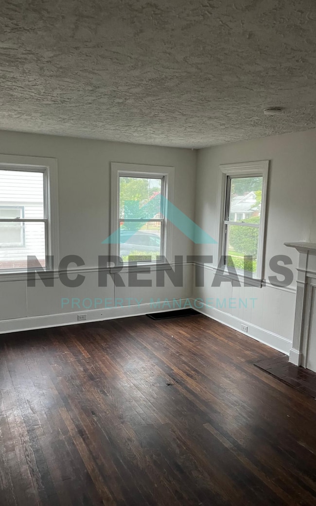 Photo - 2907 Bon Air Ave