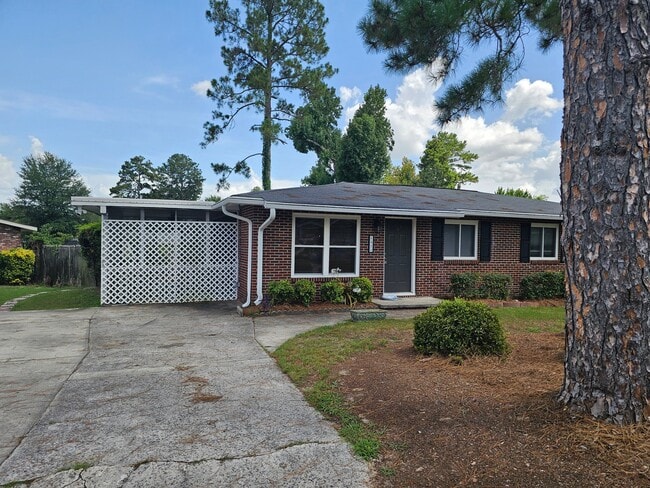 Photo - 1422 Ridgewood Dr