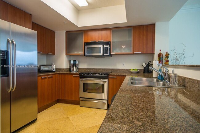 Photo - 16699 Collins Ave Unidad 902