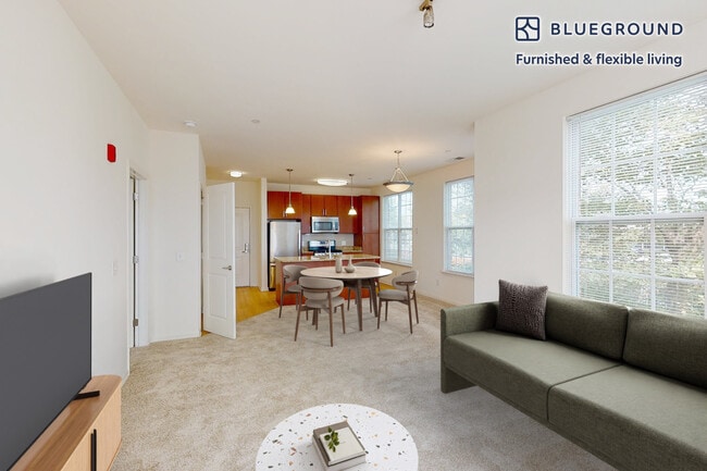 Photo - 998 Stewart Ave Unidad FL3-ID3113A