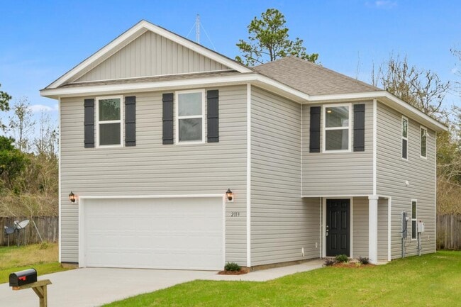 Photo - 2113 Toulouse St