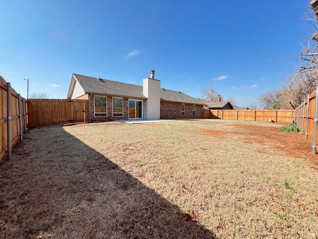 Photo - 12400 Doons Dr