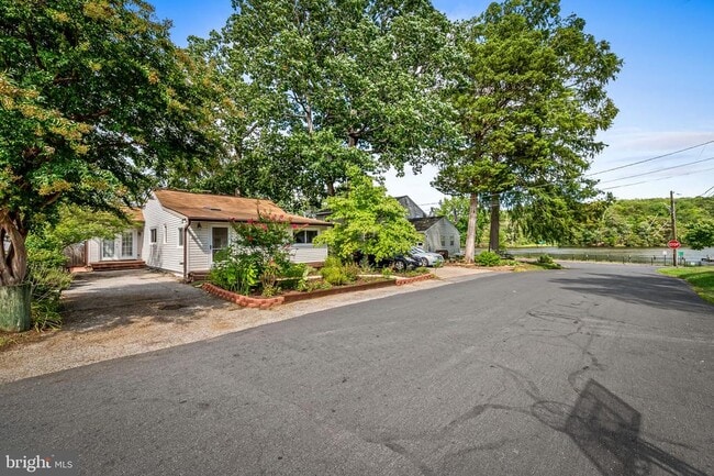 Photo - 530 Highland Dr