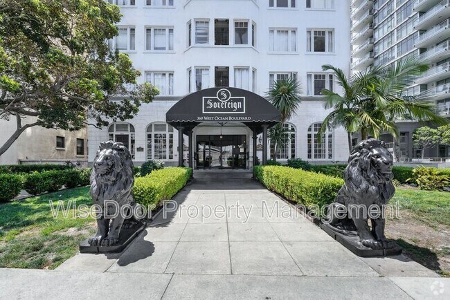 Building Photo - 360 W Ocean Blvd Unit #907 Rental