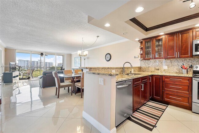 Building Photo - 2940 N Course Dr Unit 712 Rental