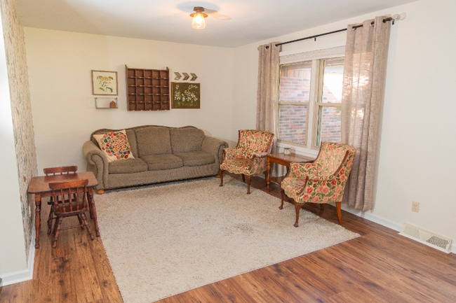 Photo - 8129 Warbler Way