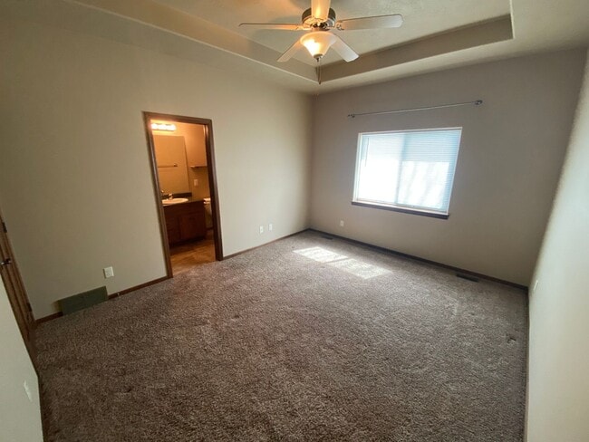 Photo - Large Ranch Style Twin Home For Rent