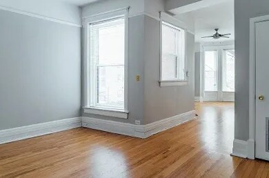 Photo - 10 W Chestnut St