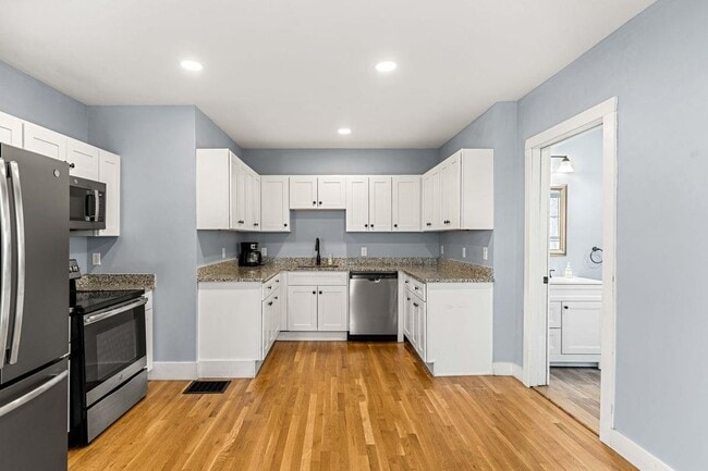Photo - 95 Rumford St