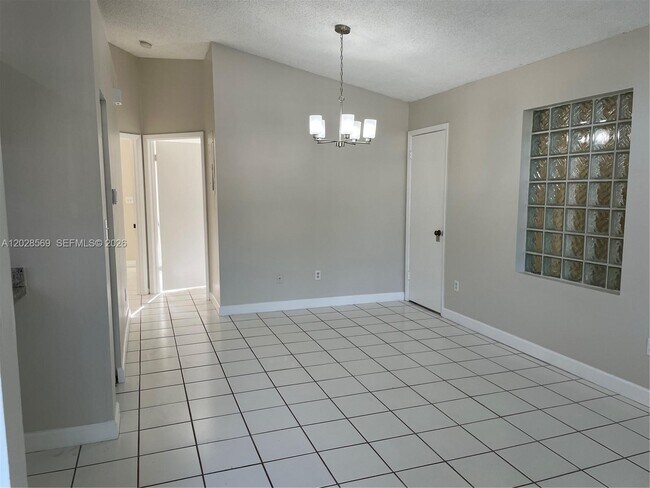 Photo - 11050 SW 152nd Ct