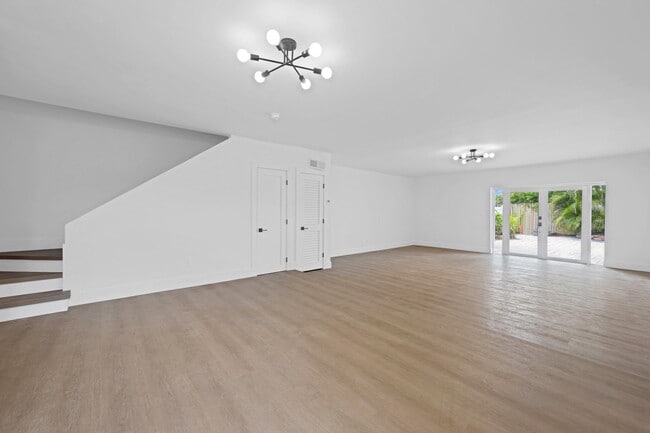 Photo - 13514 NE 23rd Pl