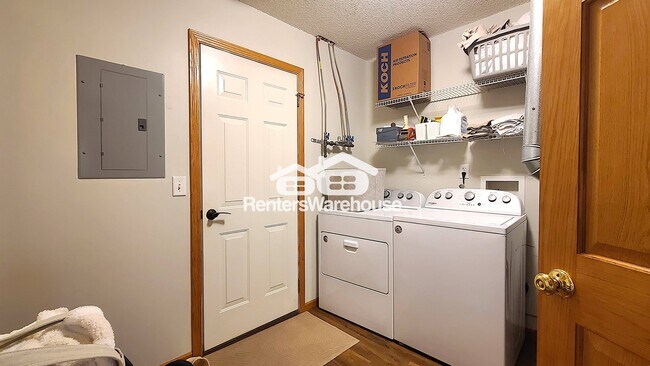 Photo - 280 Cedar St