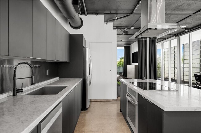 Photo - 1700 Meridian Ave Unit 501