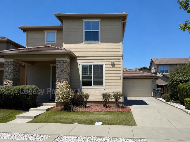 Building Photo - 1552 Bailey Dr