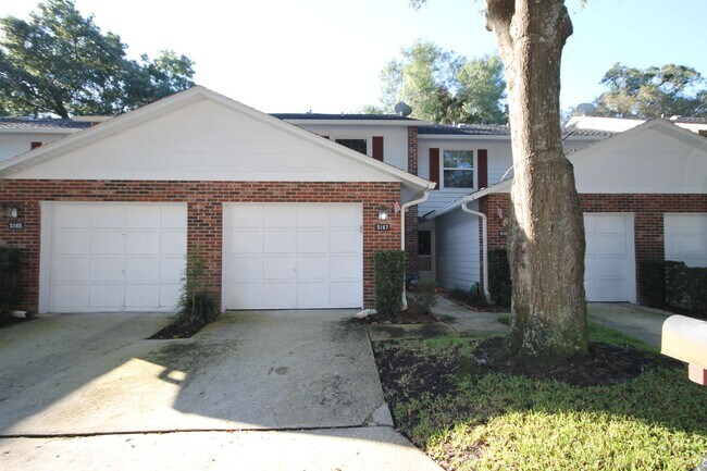 Lovely 2 Bd/2Ba Condo! - Lovely 2 Bd/2Ba Condo!