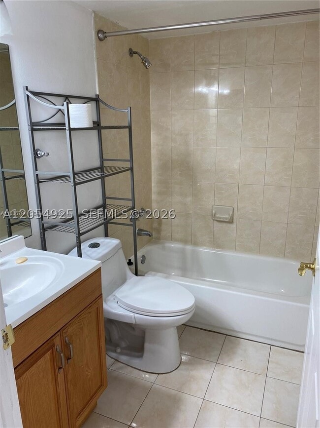 Photo - 208 Palm Cir W Unit 208