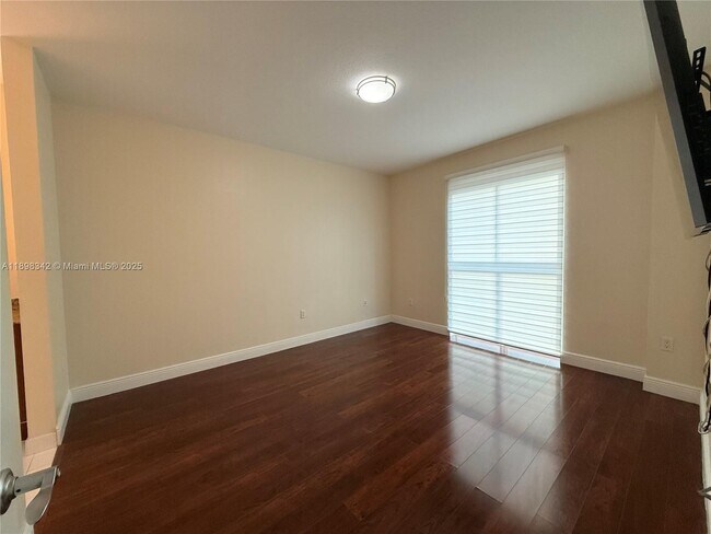 Photo - 7275 SW 90th Way Unit 411