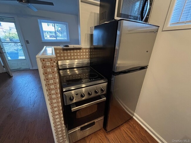 Photo - 62 Elissa Ln Unit 1