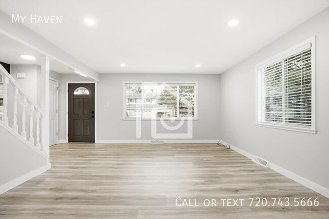 Photo - 2351 S Garland St