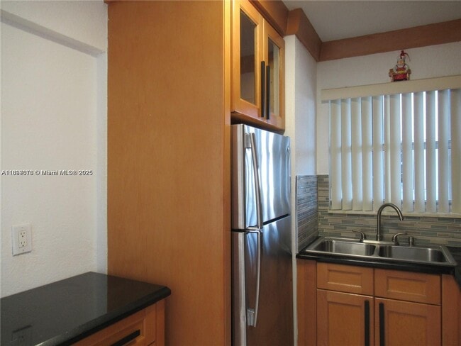 Photo - 100 Fontainebleau Blvd Unit 403