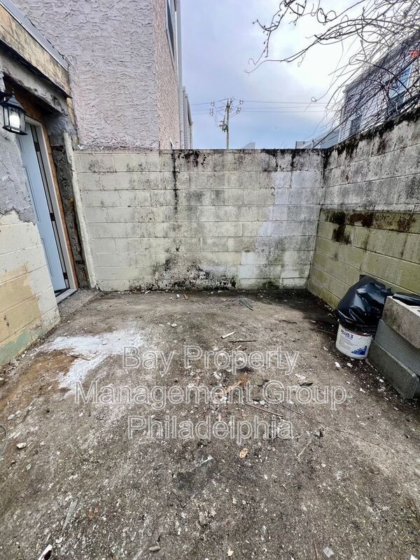 Photo - 2312 Greenwich St