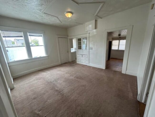 Photo - Downtown Living!