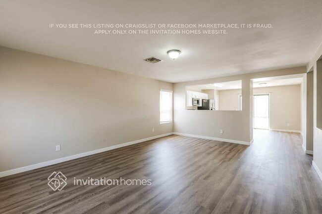 Photo - 12648 N Main St