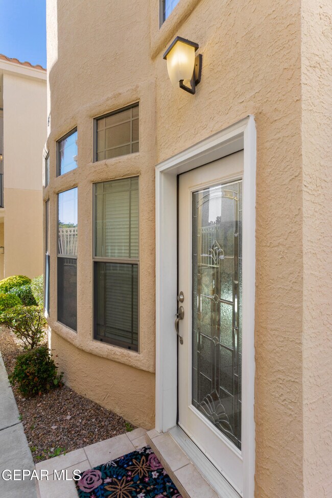 Photo - 5939 Bandolero Dr Unidad F