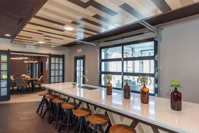 Photo - Magnolia Run