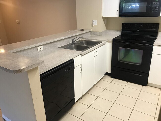 Photo - 3874 Lyons Rd