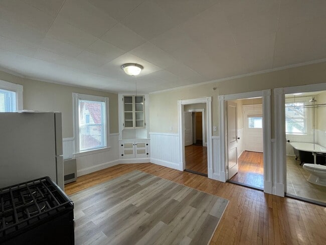 Photo - 68 Laval St Unit 3