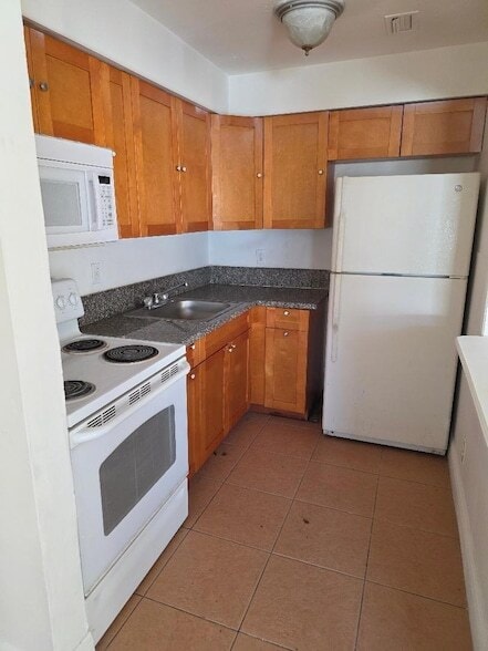 Photo - 3640 NE 1st Ave. Apartment Unit 1