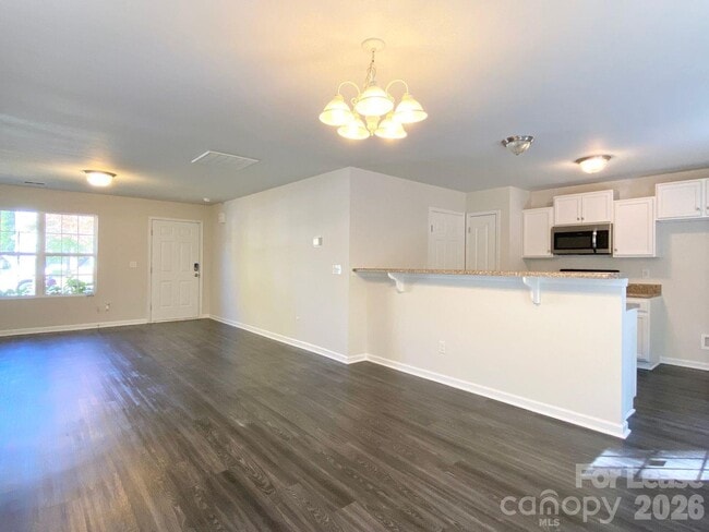 Photo - 320 Peachtree Rd