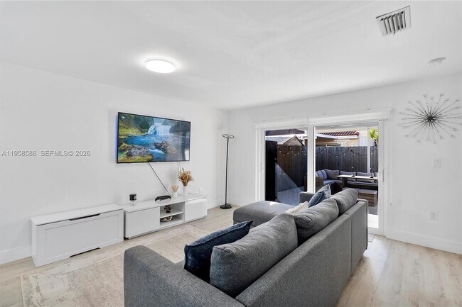 Photo - 342 NW 114th Ave