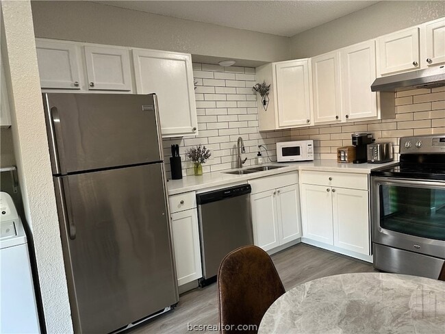 Photo - 1222 Georgia St