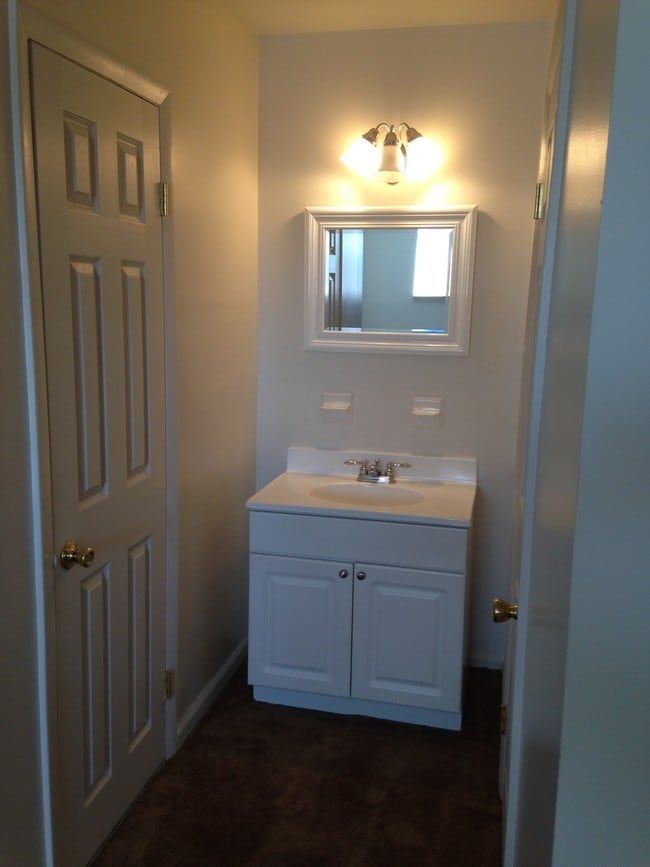 Photo - Waverly Apartments