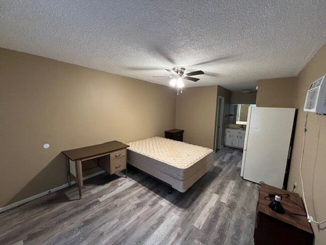 Photo - Cute Fully Furnished Efficiency Apartment Located in Sulphur