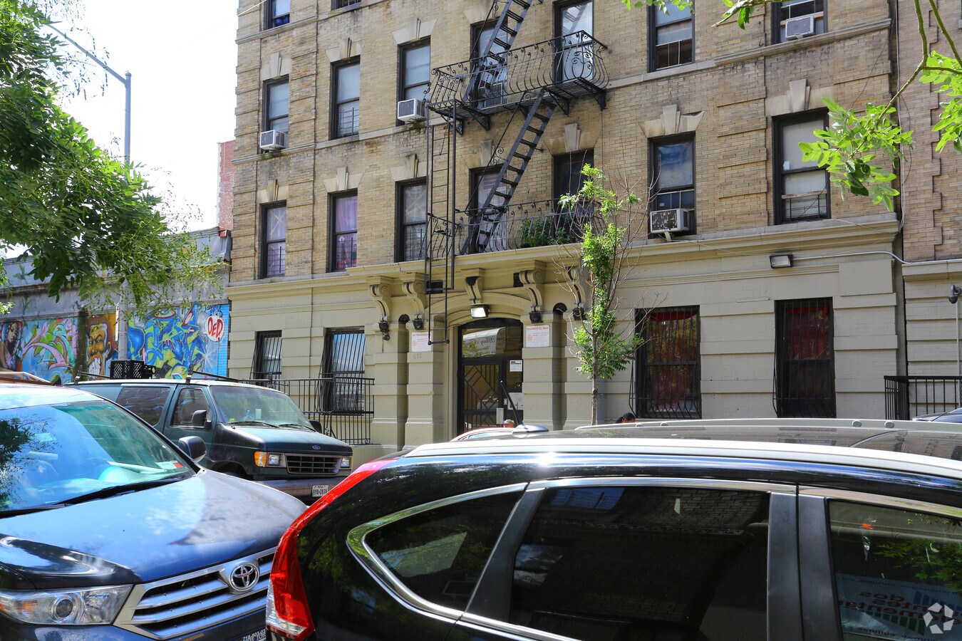Photo - 612 W 182nd St