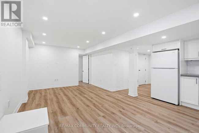 Photo - 39 Carter Bennett Dr