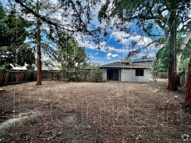 Building Photo - 5532 Fox Sparrow Ct Rental