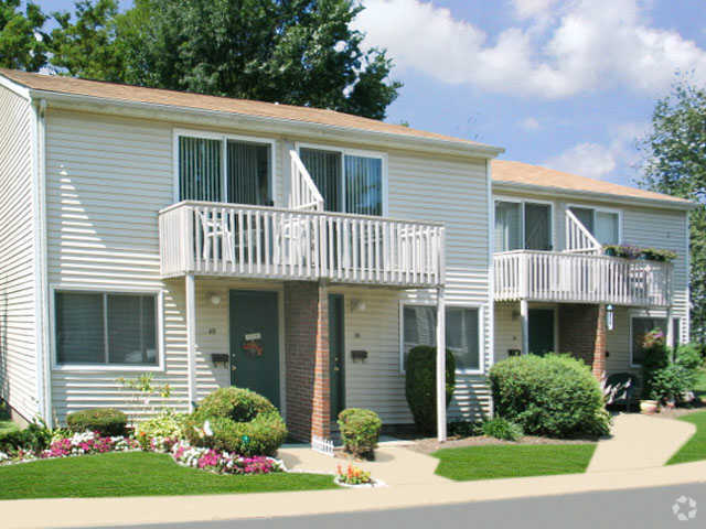 Building Photo - Cedar Village Apts