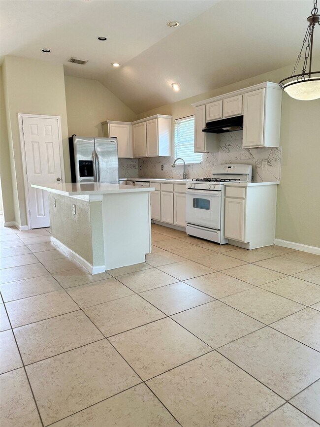Photo - 19119 Field Cottage Ln